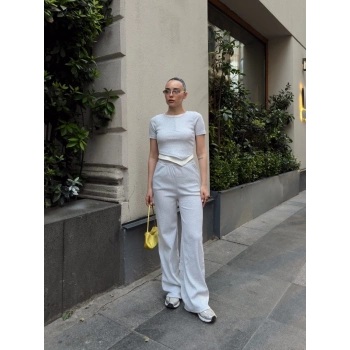 TAVSİYE EDİLEN GÜVENLİ SATICI Düğme yakalı gri alt üst takım s3943