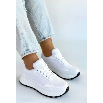 TAVSİYE EDİLEN GÜVENLİ SATICI Edva Beyaz Cilt Bağcıklı Spor Ayakkabı