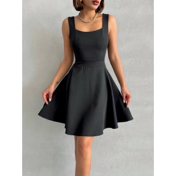 TAVSİYE EDİLEN GÜVENLİ SATICI Kadın kare yaka kısa elbise s251188