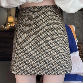 TAVSİYE EDİLEN GÜVENLİ SATICI Likralı a kalite mini etek çokrenkli