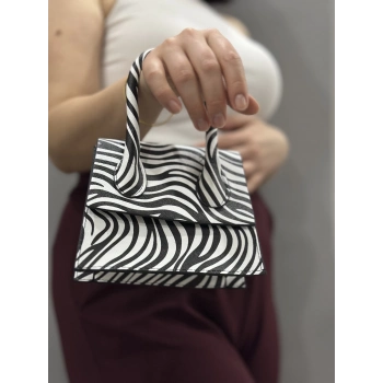 TAVSİYE EDİLEN GÜVENLİ SATICI luxe siyahbeyaz cilt çanta