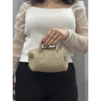 TAVSİYE EDİLEN GÜVENLİ SATICI Vizon cilt bugo çanta