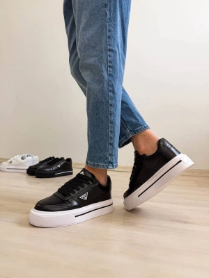 -04  Siyah Cilt Günlük Erkek Ayakkabı