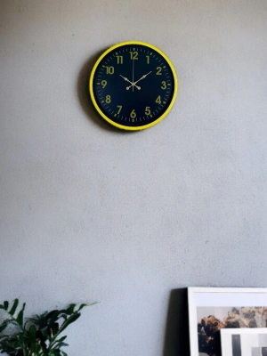 ® 36 Cm Sarı Standart Duvar Saati