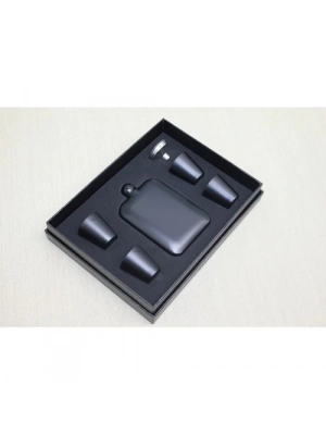 4 Shot Bardaklı Matara Seti Siyah