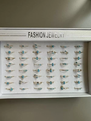 48li Taşlı Yüzük - Altın