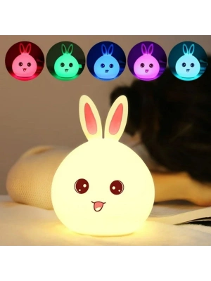® 5 Farklı Renk Modlu Tavşan Figürlü Pofuduk LED Gece ası–Yumuşak Dokulu Çocuk Odası ve Dekoratif Şarjlı Ortam Işığı