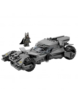76331 Batmobile 220 parça +9 yaş