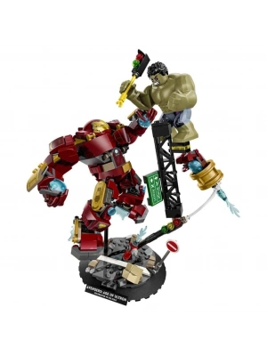 76343 Efsanevi Savaş: Hulkbuster, Hulka Karşı 413 parça +9 yaş