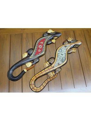 Ahşap Duvara Asmali Kertenkele Figürü