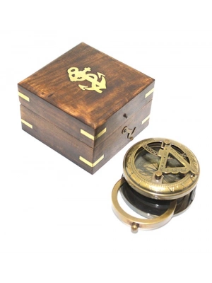 Ahşap Kutulu Pirinç Pusula Model 4