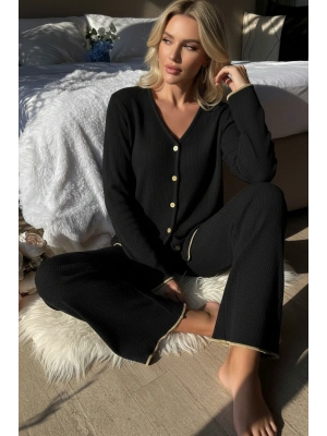 Premium Kadın Fitilli Pijama Takımı – Siyah Gold Biye Detaylı, Yumuşak Dokulu Ev Şıklığı