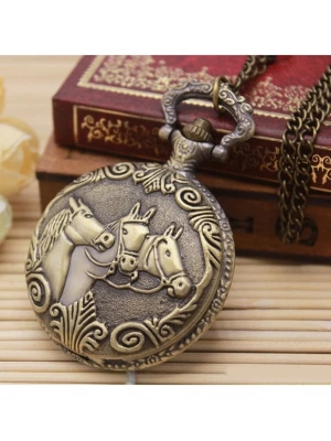 At Büstü Köstekli Saat Model 1