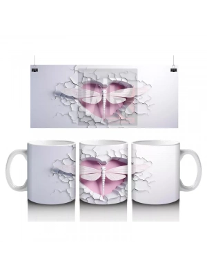 Beyaz Duvar Üzerinde Pembe Kanatlı Yusufçuk – Baskılı Kahve Kupası