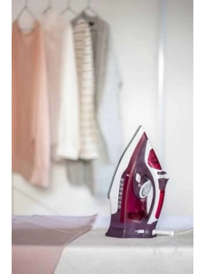 ® Seramik Tabanlı Kırmızı 2200 Watt Şok Buharlı Ütü