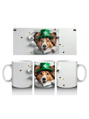 Çatlak Duvar Arasında Şapkalı Şanslı Köpek – Baskılı Kahve Kupası