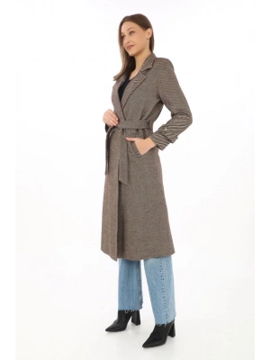 Balık Sırtı Kaşe Kaban – Uzun Boy Kruvaze Yaka Kuşaklı Astarlı Kışlık Tesettür Kaban, Yünlü Dokuma Kaşmir Kumaş, Cepli Rahat Oversize Kalıp Şık Modern Kaban Mont Modeli (Günlük ve Özel Gün Kombinlerine Uygun) - Vizon