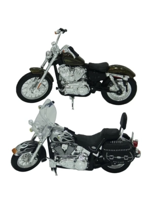 ® 1:18 -Davidson Motorsiklet