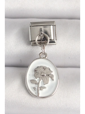 ® 316L Çelik Gümüş Renk Çiçek İşlemeli Beyaz Portre Model Nomination Charm