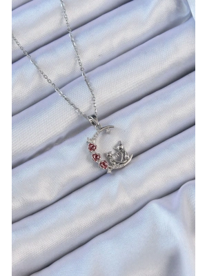 ® 316L Çelik Zincir Gümüş Renk Kırmızı Gül Detay Kedi Figür Zirkon Taşlı Ay Kolye