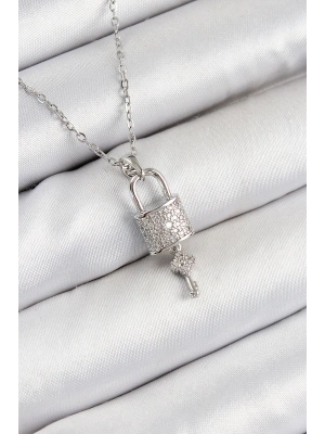 ® 316L Çelik Zirkon Taşlı Kilit Ve Sallantılı Anahtar Model Gümüş Renk Kadın Kolye