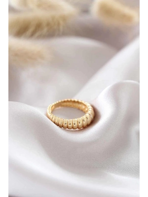 ® Altın Renk Ayarlamalı Burgu Kadın Yüzük