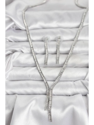 ® Gümüş Renk Baget Zirkon Taşlı Kadın Kolye Küpe Set