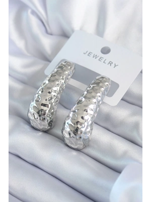 ® Gümüş Renk İşleme Detay Pirinç Kadın Küpe