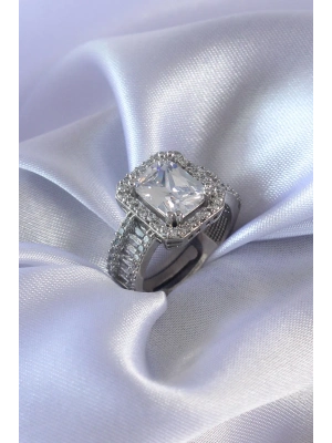 ® Gümüş Renk Zirkon Taşlı Kadın Yüzük