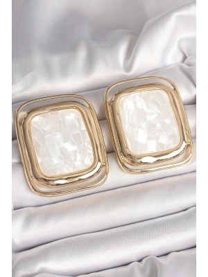 ® Pirinç Gold Renk Beyaz Mineli Kare Model Kadın Küpe