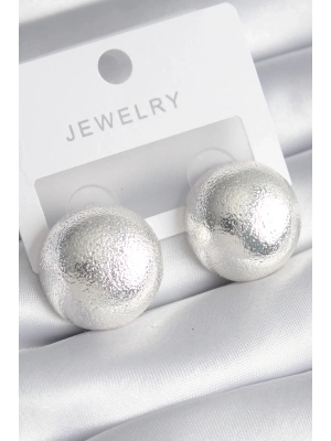 ® Pirinç Gümüş Renk İşleme Detay Top Model Kadın Küpe