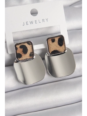 ® Pirinç Gümüş Renk Kare Plaka Leopar Desenli Kadın Küpe