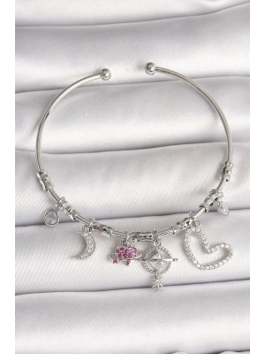 ® Pirinç Gümüş Renk Sallantı Zirkon Taşlı Gezegen Figür Kalp Detay Charm Kadın Bileklik