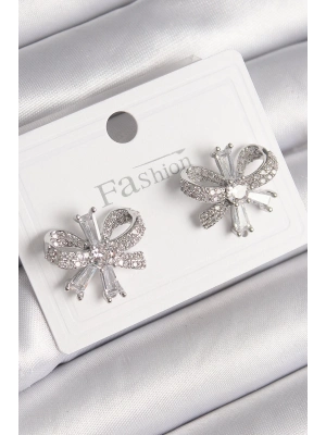® Pirinç Gümüş Renk Zirkon Taşlı Fiyonk Model Kadın Küpe