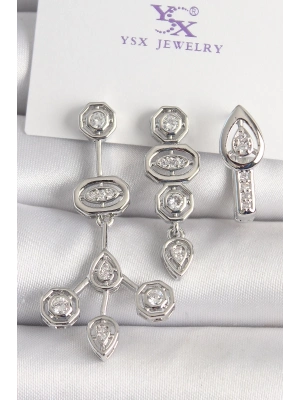 ® Pirinç Gümüş Renk Zirkon Taşlı Geometrik Model 3Lü Kadın Kombin Küpe