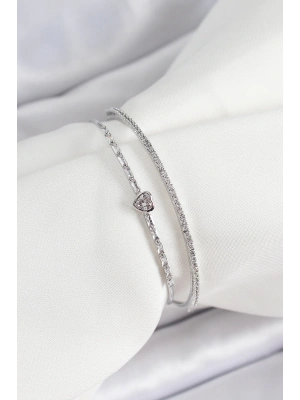 ® Pirinç Gümüş Renk Zirkon Taşlı Kalp Detaylı Kadın Bileklik