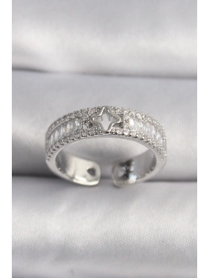 ® Pirinç Gümüş Renk Zirkon Taşlı Yıldız İşleme VIP Seri Kadın Yüzük