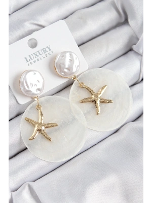 ® Pirinç İncili Deniz Kabuğu Figürlü Sedef Model Gold Renk Kadın Küpe