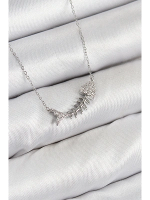 ® Pirinç Zirkon Taşlı Balık Kılçığı Model Gümüş Renk Kadın Kolye