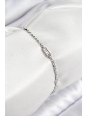 ® Pirinç Zirkon Taşlı Dikdörtgen Model Ezme Zincir Gümüş Renk Kadın Bileklik