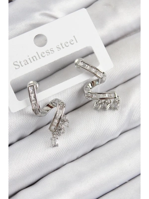 ® Pirinç Zirkon Taşlı Kıvrımlı Model Gümüş Renk Kadın Küpe