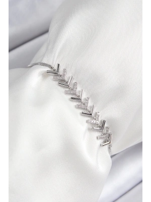 ® Pirinç Zirkon Taşlı Sıralı Ok Model Gümüş Renk Asansörlü Kadın Bileklik