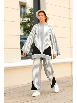 Çizgili bisiklet yaka triko takım Gri