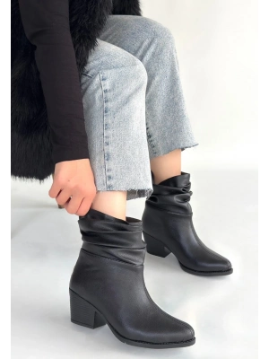 Lukana Siyah Cilt Topuklu Körüklü Bot