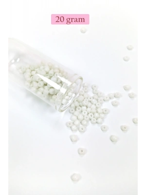 Dökme Cam Kum Boncuk Büyük Boy (6/0) 4 mm - 20 Gram - Beyaz - BNC075