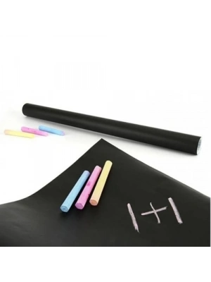 Duvara Yapışan Kara Tahta