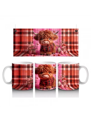 Ekose Zemin Üzerinde Kalpli Boynuzlu Sevimli İnek – Baskılı Kahve Kupası