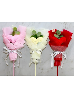 El Örgüsü Kalp Çiçeği Buketi