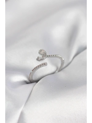 ® Gümüş Renk Pirinç Kuyruklu Kalp Model Kadın Yüzük