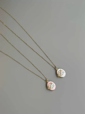 İncili Etnik Desen Kapaklı Kolye - Pembe